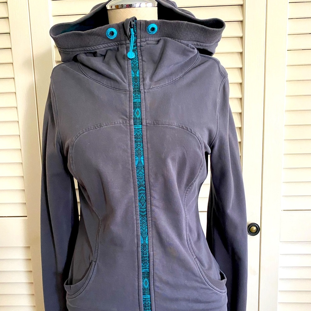 Lululemon gray and dark teal 3/4 length hoodie size 6